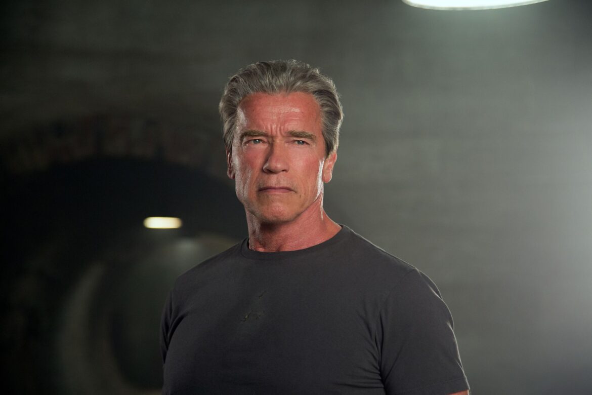 Arnold Schwarzenegger returns to the Predator franchise