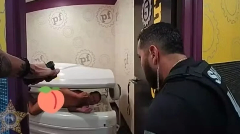 Customer Arrested After Setting Fire to Gym and Hiding Naked in Tanning Bed